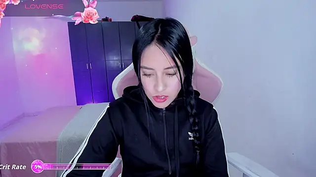 Tinylottie online show from March 2026 06:00:01 PM