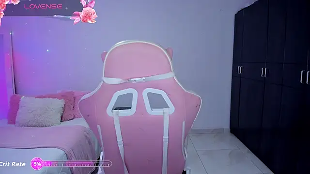 Tinylottie online show from January 2026 02:54:02 PM