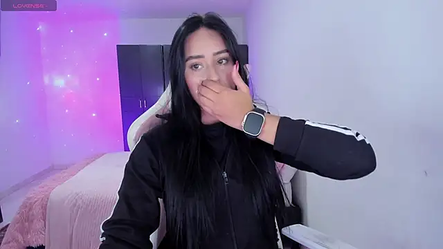 Tinylottie online show from April 2026 01:12:02 AM