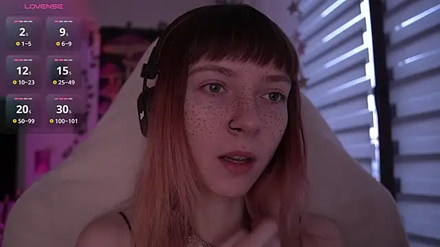 Snapshot of juliapie chatting on March 2025 05:35:02 AM juliapie online show from March 2025 05:35:02 AM