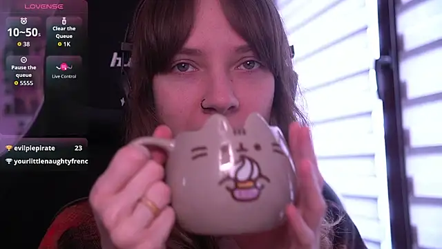 juliapie online show from January 2026 10:07:01 AM