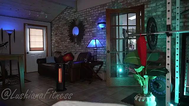 LushianaFitness online show from February 2026 01:21:02 PM
