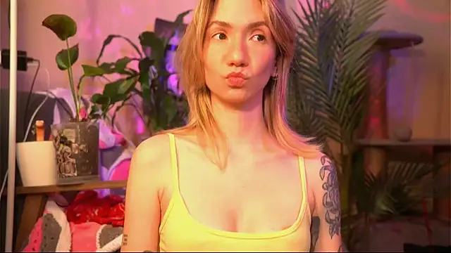 Arianna Richi online show from March 2026 06:18:01 AM