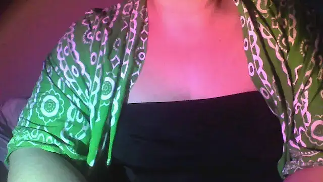 queenqabriel online show from December 2024 10:14:02 PM
