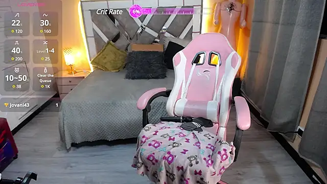 brithany smiith  online show from February 2025 07:50:01 AM