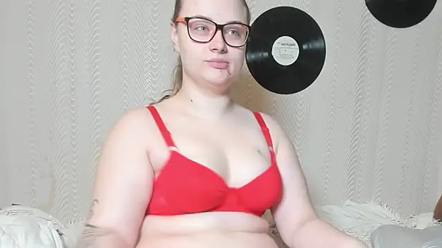 Snapshot of Seductive_She_Wolf chatting on February 2026 06:03:01 PM Seductive She Wolf online show from February 2026 06:03:01 PM