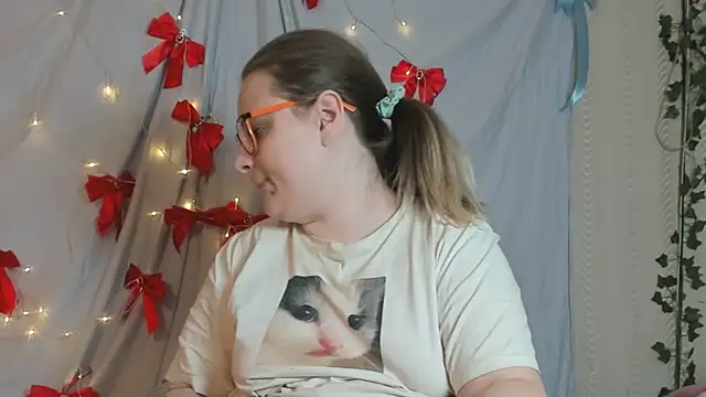 Snapshot of Seductive_She_Wolf chatting on January 2026 02:44:02 PM Seductive She Wolf online show from January 2026 02:44:02 PM