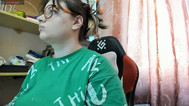 Seductive She Wolf online show from March 2026 03:29:01 PM