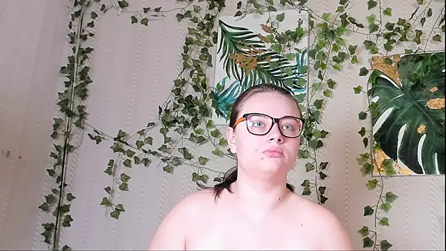 Seductive She Wolf online show from November 2025 09:08:02 AM