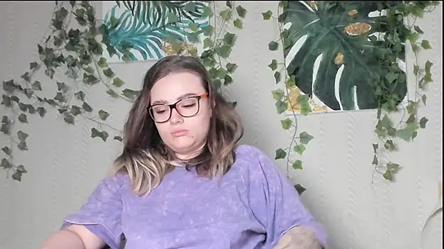 Seductive She Wolf online show from November 2025 03:17:02 AM