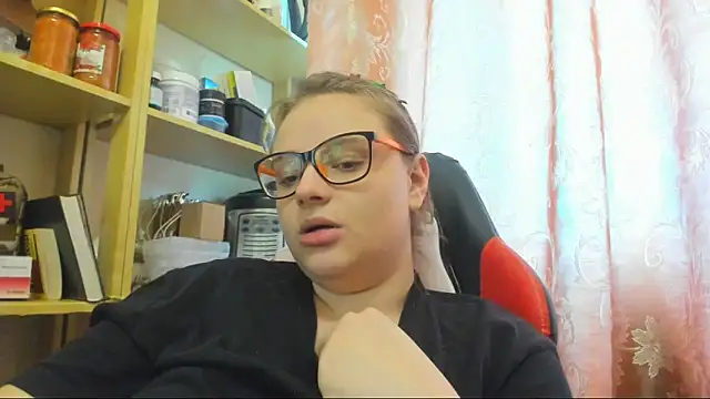 Seductive She Wolf online show from June 2026 02:56:01 AM