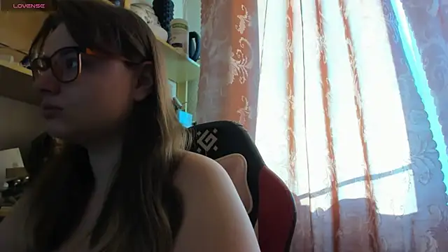 Seductive She Wolf online show from April 2026 03:52:02 PM