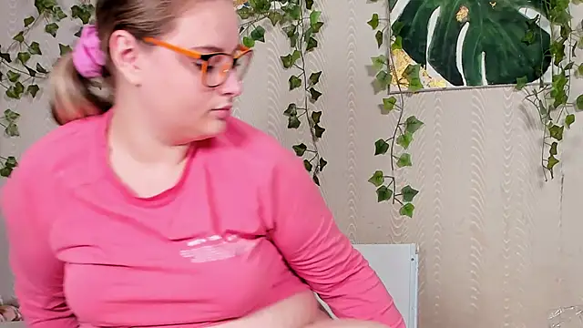Seductive She Wolf online show from September 2025 05:58:01 AM
