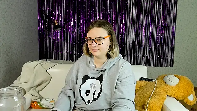 Seductive She Wolf online show from March 2025 08:25:01 PM