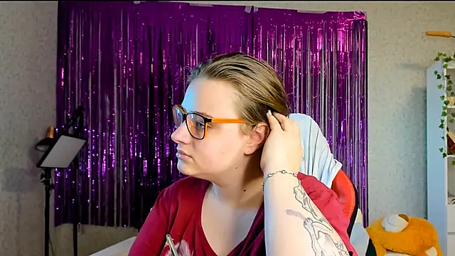 Seductive She Wolf online show from March 2025 08:23:02 AM