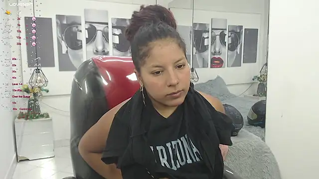 dannacoleman  online show from March 2025 08:00:01 PM