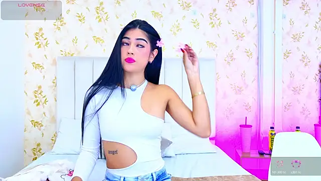 Mia-Monroe online show from January 2026 07:53:02 PM