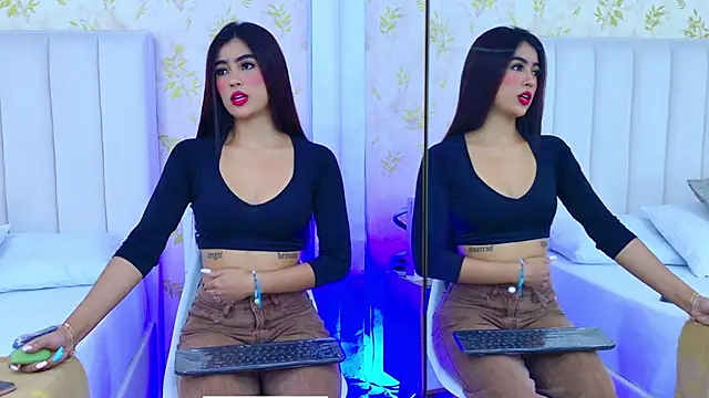 Mia-Monroe online show from October 2025 07:51:01 PM