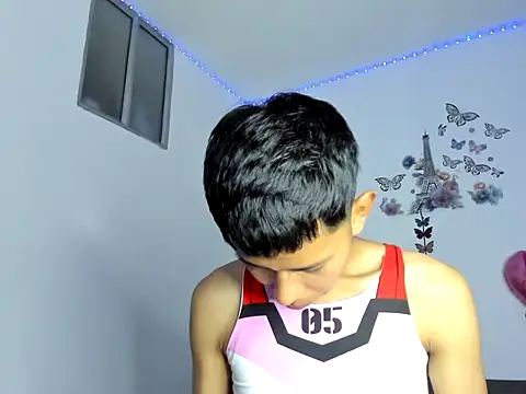 horny pair online show from April 2026 01:56:01 AM