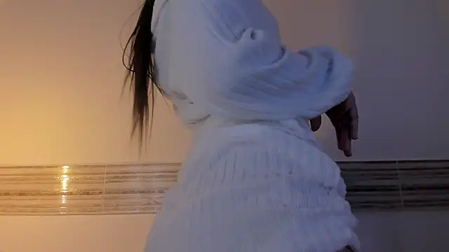 Sophia Cambpell online show from March 2026 10:44:01 PM