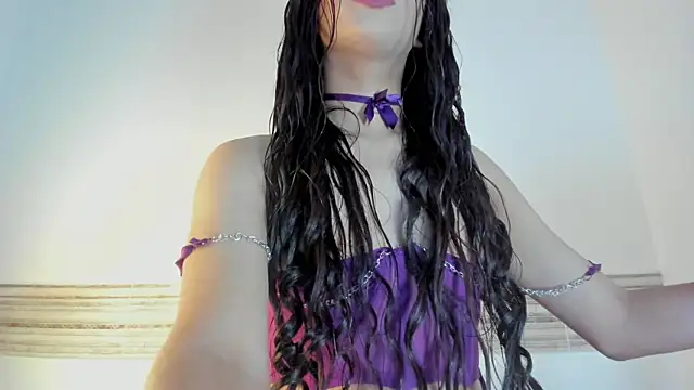 Sophia Cambpell online show from November 2025 09:48:02 PM