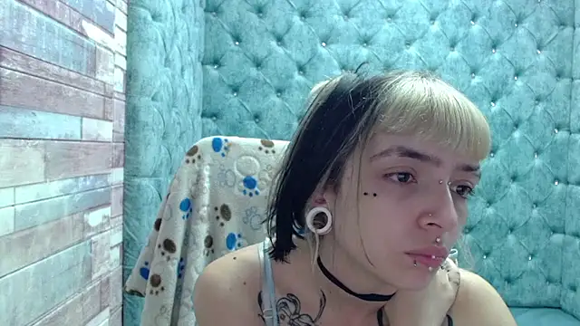 Samantha Smiith online show from November 2025 03:44:01 AM