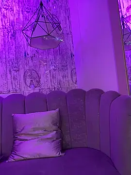 AbyThompson online show from November 2025 03:06:02 PM