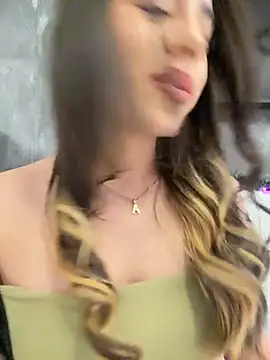 AbyThompson online show from November 2025 04:05:01 AM