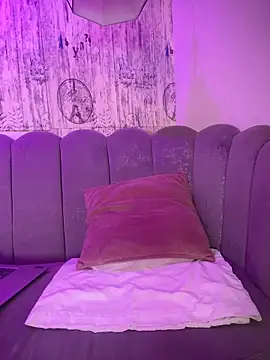 AbyThompson online show from March 2026 04:46:01 PM