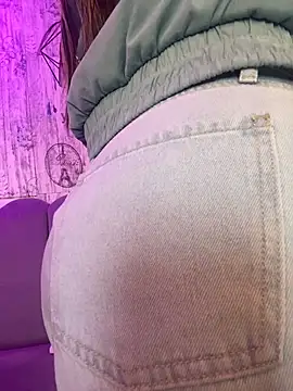 AbyThompson online show from May 2026 11:51:02 AM