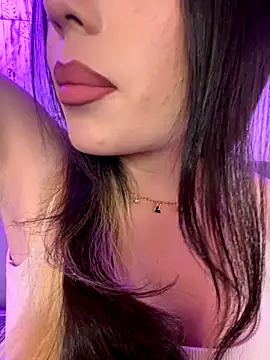 AbyThompson online show from November 2025 04:00:02 PM