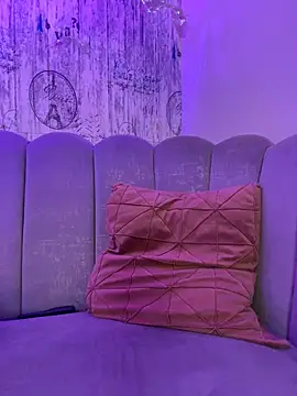 AbyThompson online show from December 2025 10:07:02 AM