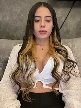AbyThompson online show from March 2025 01:08:02 AM