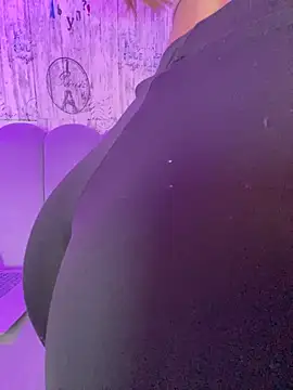 AbyThompson online show from February 2026 12:23:01 PM