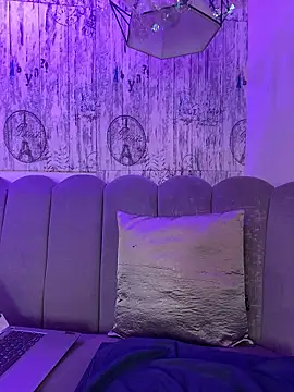 AbyThompson online show from January 2026 01:39:01 PM