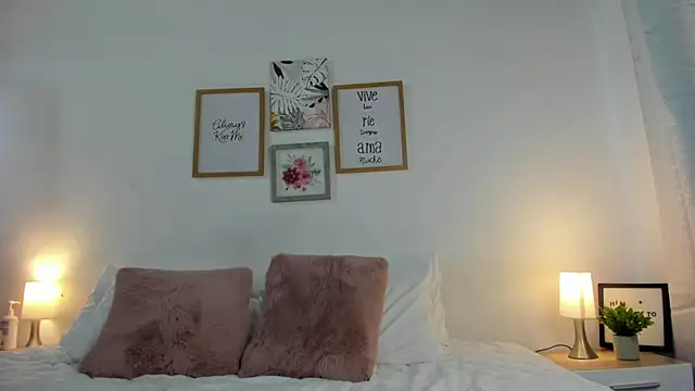 LaurenRodriiguez online show from February 2026 06:49:02 PM