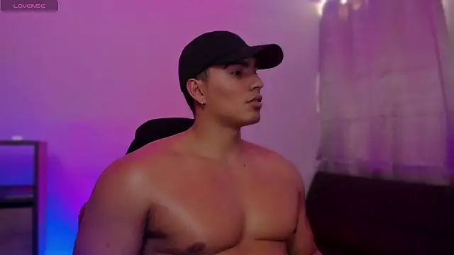 JamesGraay online show from October 2025 01:12:02 PM