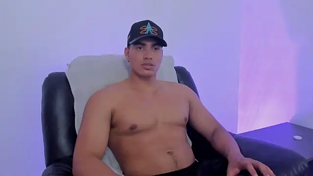 JamesGraay online show from February 2025 07:21:02 PM