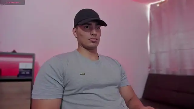 JamesGraay online show from October 2025 07:03:02 PM