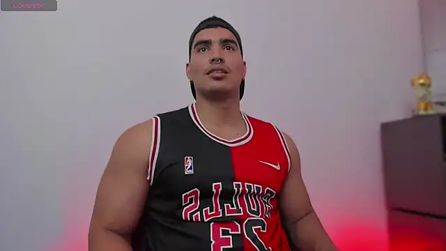 JamesGraay online show from November 2025 07:07:01 PM