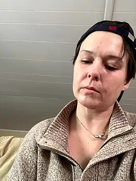 KatieBARBiE98 online show from December 2025 08:36:01 PM