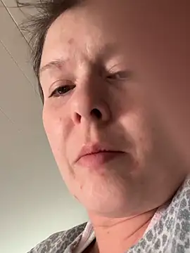 KatieBARBiE98 online show from January 2026 03:16:02 PM