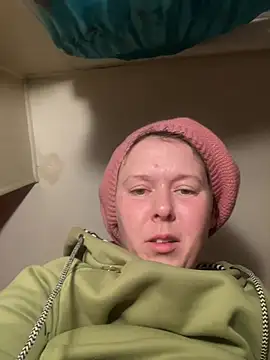 KatieBARBiE98 online show from January 2026 06:39:01 AM