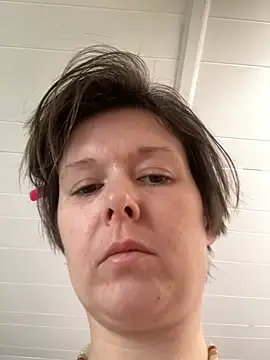 KatieBARBiE98 online show from February 2026 07:57:02 PM