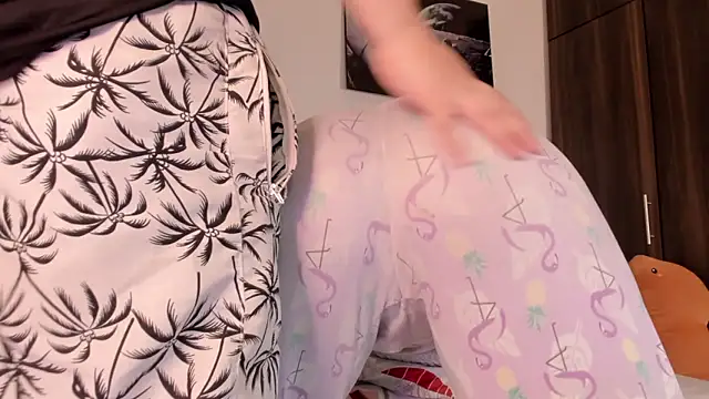 HarleyRedd online show from March 2026 06:37:02 AM