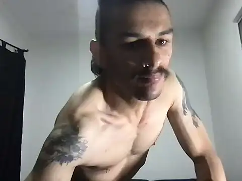 HorrorotikA online show from April 2026 11:00:01 PM