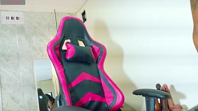 analus-01 online show from April 2026 01:40:01 PM