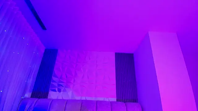 Godess Scarlett77 online show from February 2026 03:06:02 AM