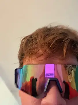 calleaaaa online show from November 2025 10:18:02 AM