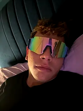 calleaaaa online show from October 2025 02:33:02 AM